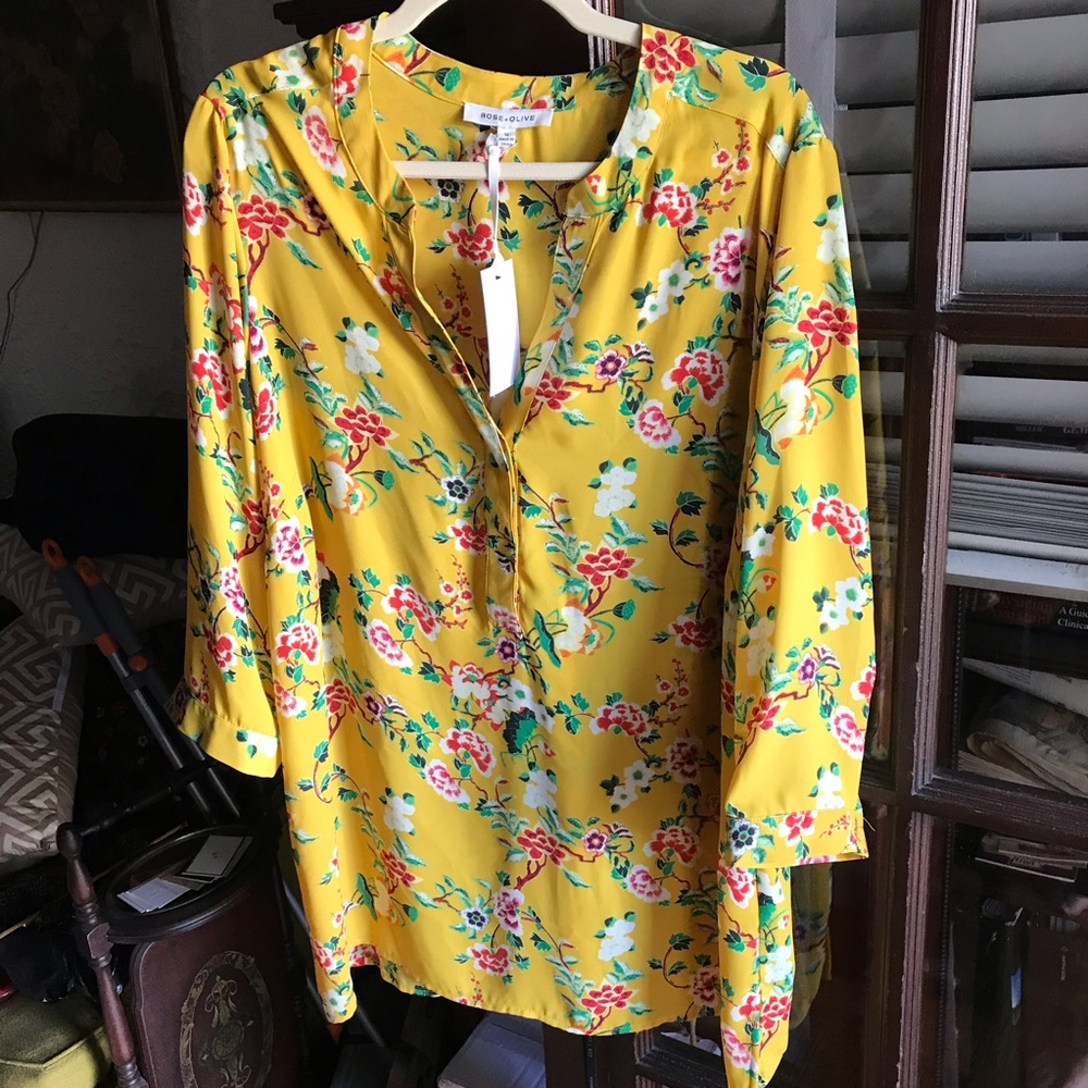 Rose+Olive, Beautiful Yellow Floral Blouse, SZ 1X